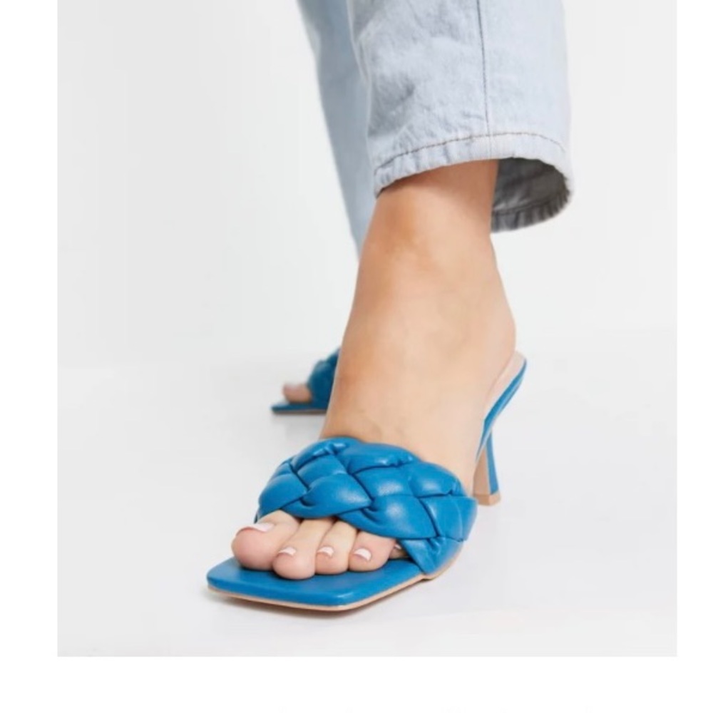 Braided heels sandals